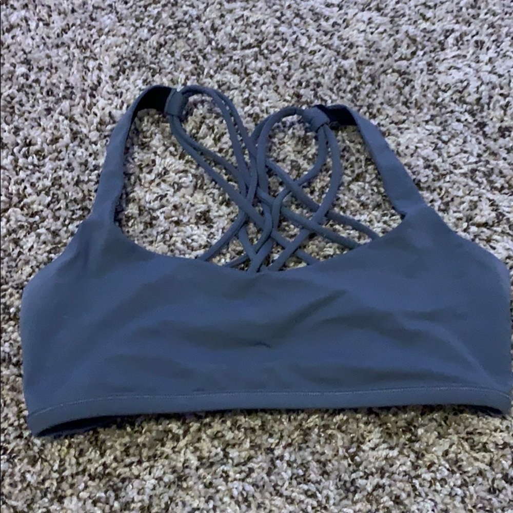 Lululemon sports bra